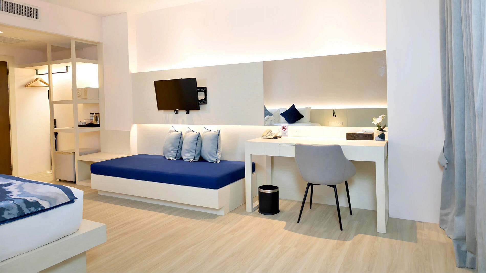 Grand Deluxe Newly Renovated