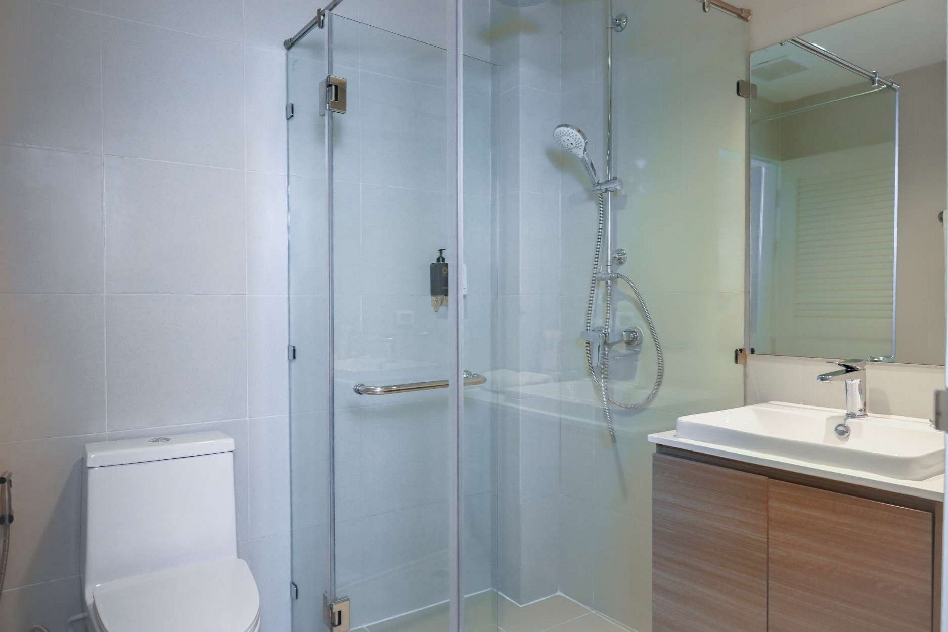 Superior Newly Renovated