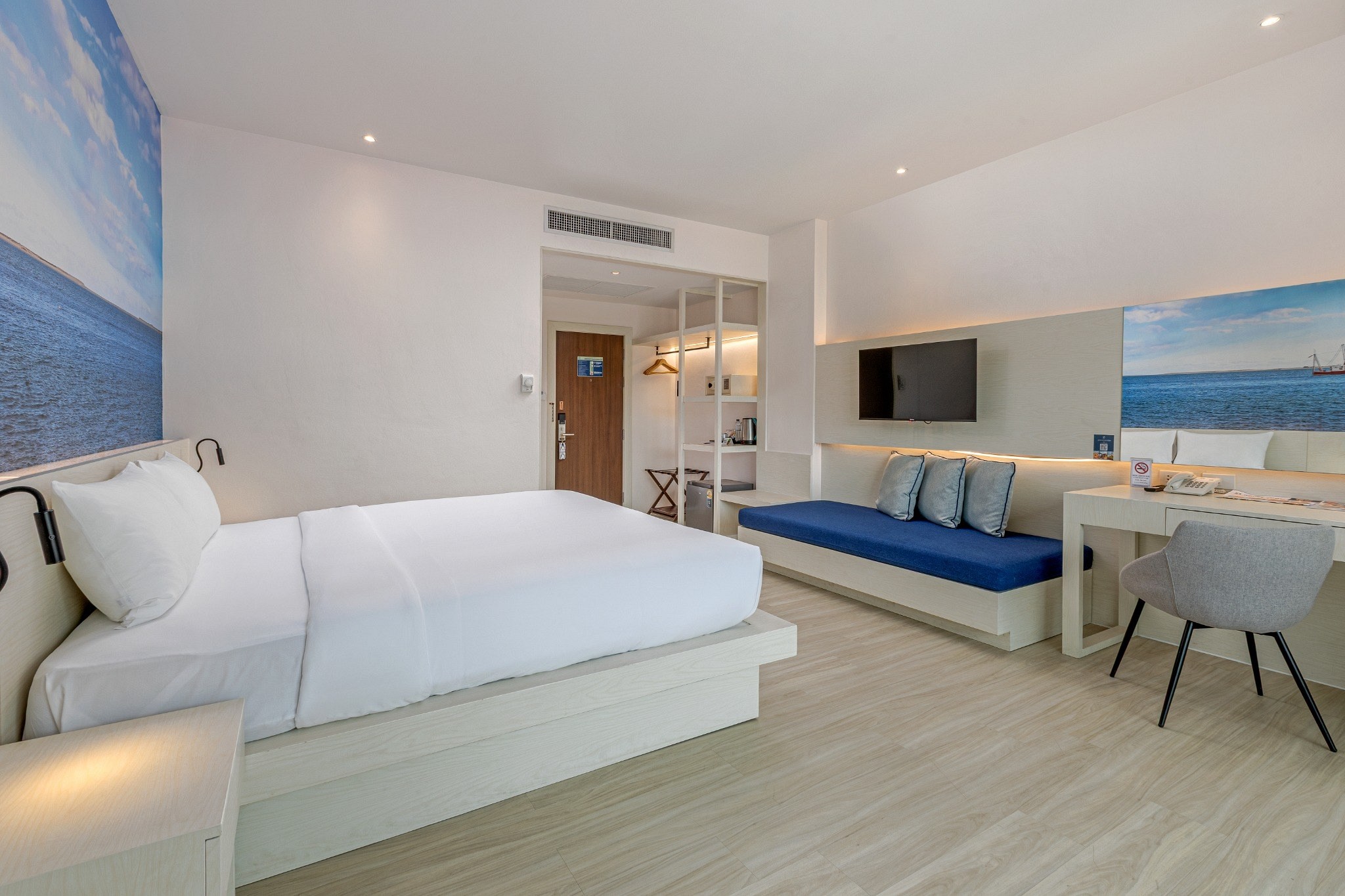 Grand Deluxe with Balcony