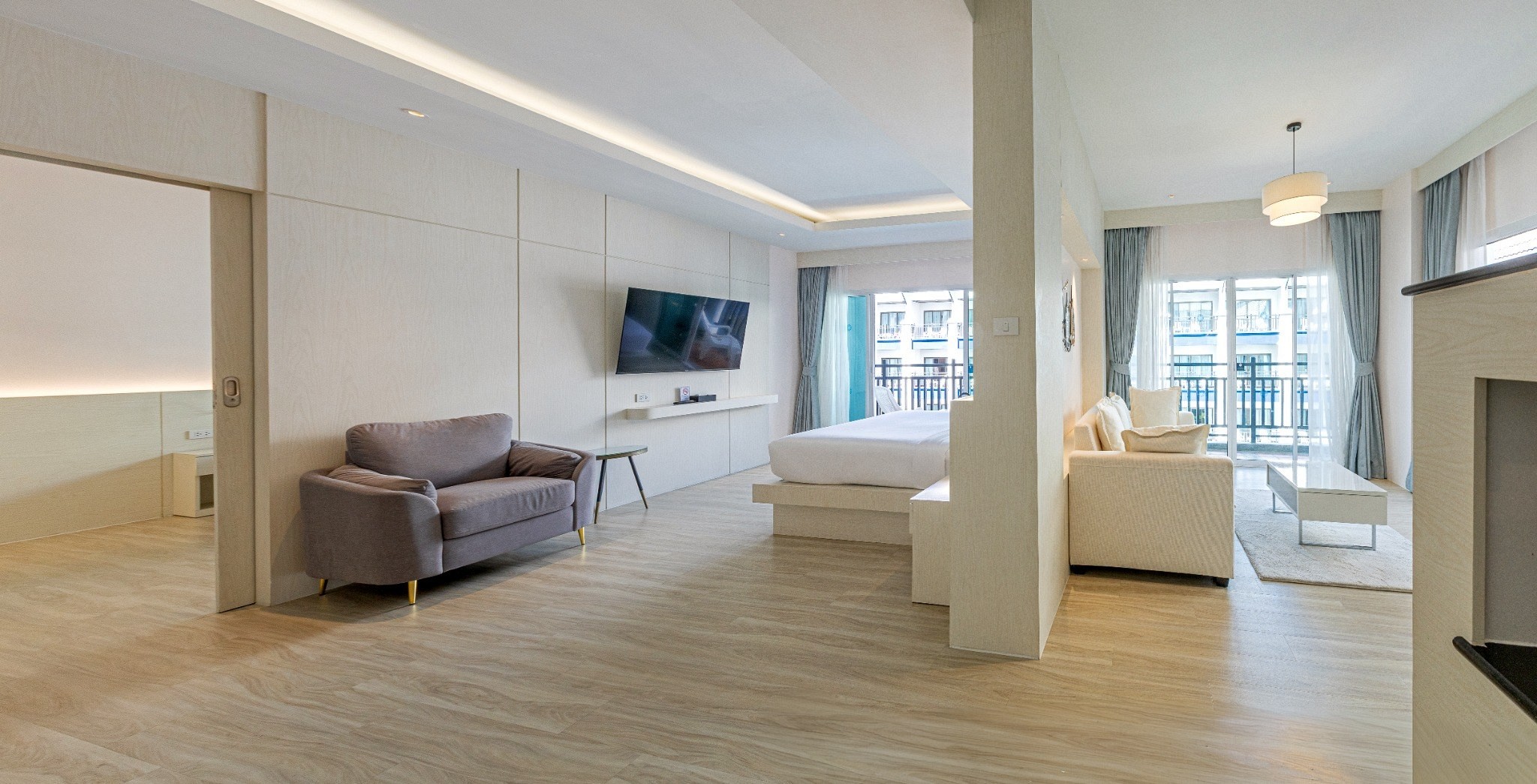 Suite 4 Pax with Balcony