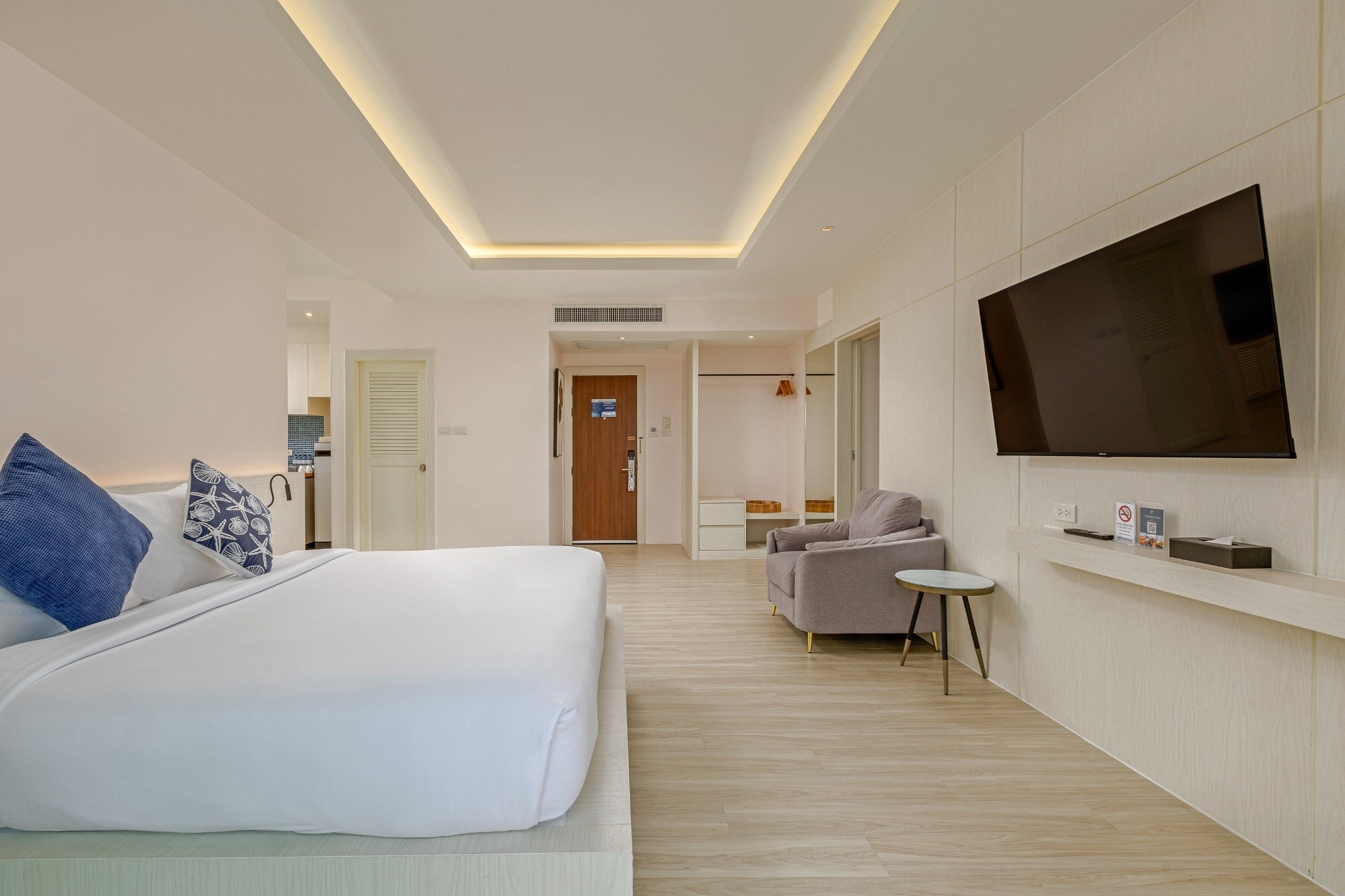 Suite 4 Pax with Balcony