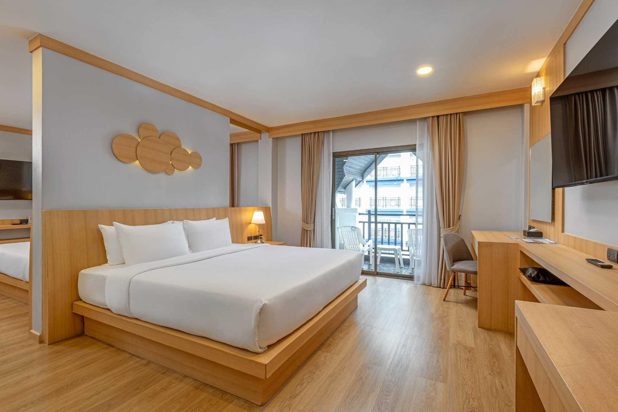 Junior Suite 4 Pax with Balcony
